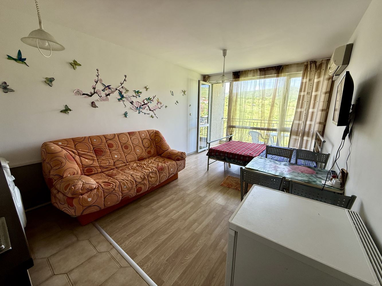 Gemütliches und vollständig möbliertes Studio in Sweti Wlas – perfektes Zuhause am Meer mit niedriger Wartungsgebühr