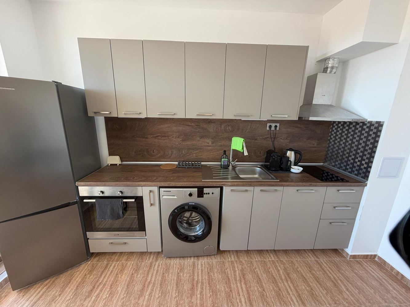 2-Zimmer-Wohnung mit Meerblick in einer neuen Anlage in Aheloy – voller Komfort und hervorragende Infrastruktur