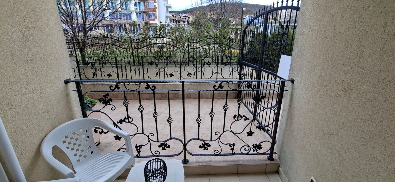 Komfort und Funktionalität am Meer – vollständig möblierte Ein-Zimmer-Wohnung in Sveti Vlas