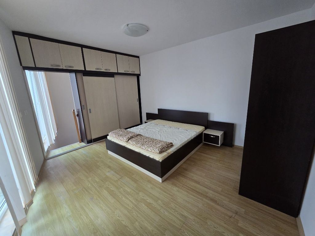 Geräumiges Maisonette-Apartment mit beeindruckender Fläche und ausgezeichneter Lage in Zarewo – nur wenige Meter vom Meer entfernt