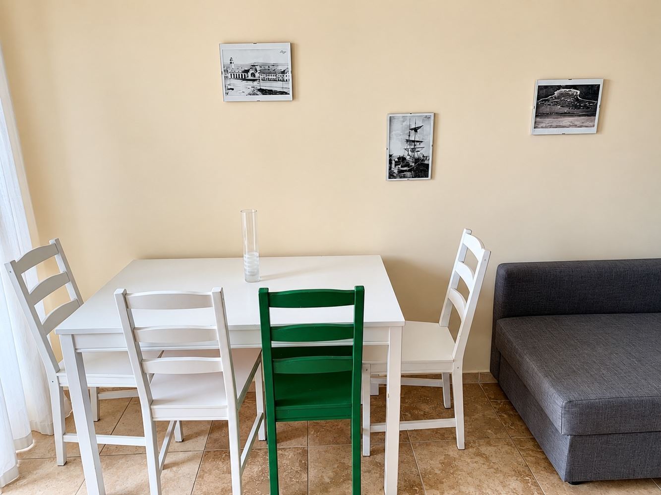 Geräumige Wohnung mit zwei Schlafzimmern und Blick auf die Natur in Nessebar