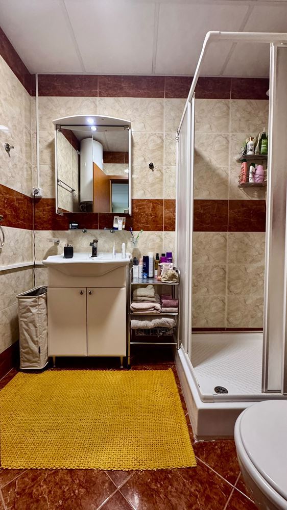 Erste Meereslinie in Sveti Vlas – Wohnung mit Meerblick in einer Anlage mit eigener Infrastruktur
