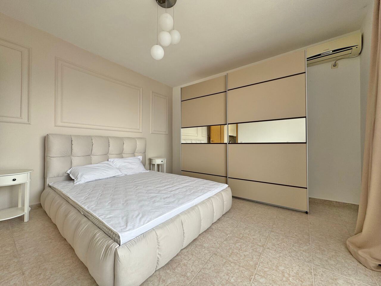 Geräumige Drei-Zimmer-Wohnung im Herzen von Sonnenstrand – Komfort, Lage und eine ausgezeichnete Investition