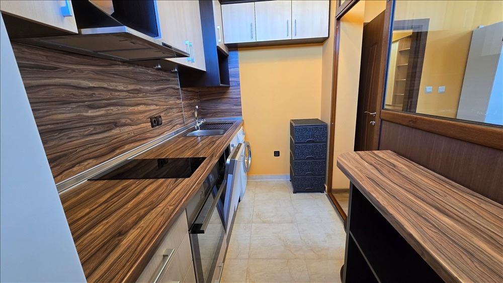 Zweizimmerwohnung ohne Instandhaltungsgebühr in Sarafovo – nach einer Auffrischungsrenovierung