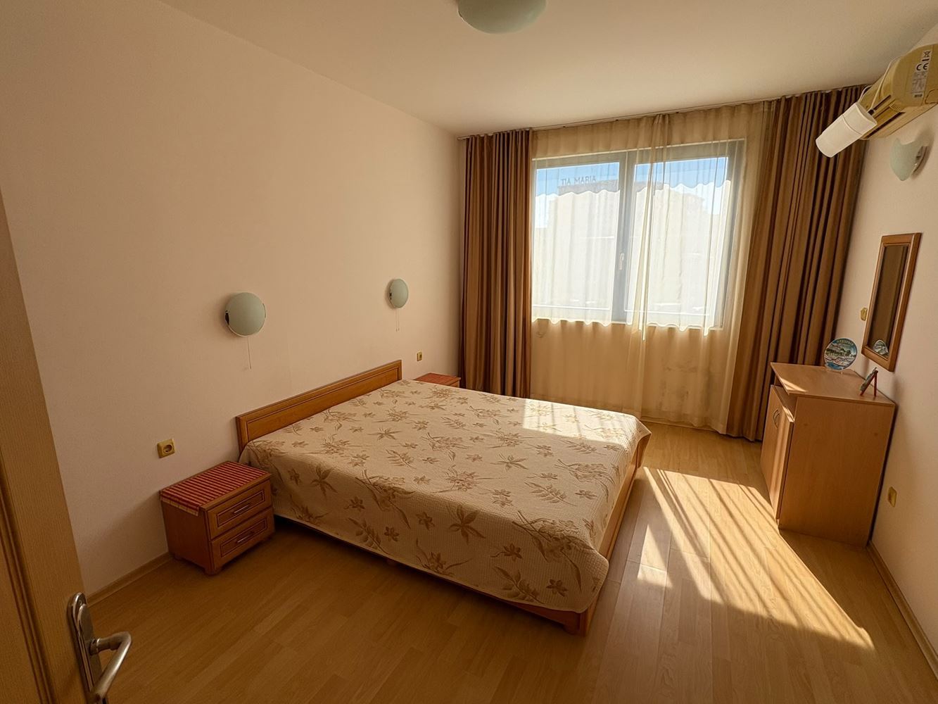 2-Zimmer-Wohnung in Sonnenstrand – Komfort in einer Anlage mit Swimmingpools und Wasserrutschen