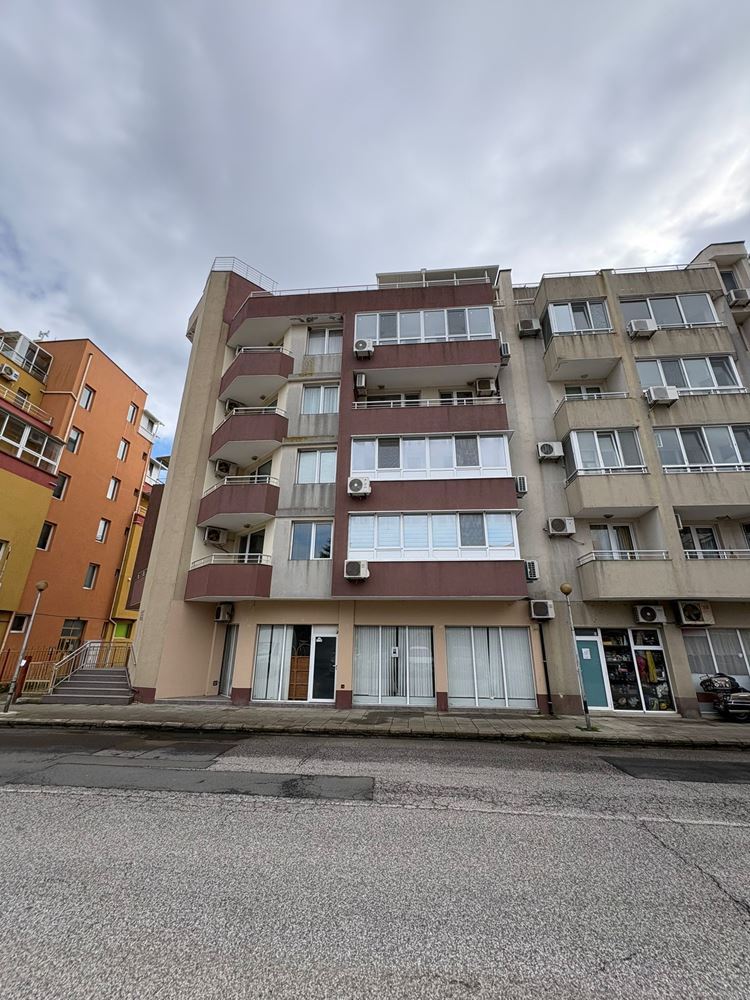 Zwei-Zimmer-Wohnung in Pomorie – ausgezeichnete Lage nur 400 m vom Meer und Stadtzentrum entfernt