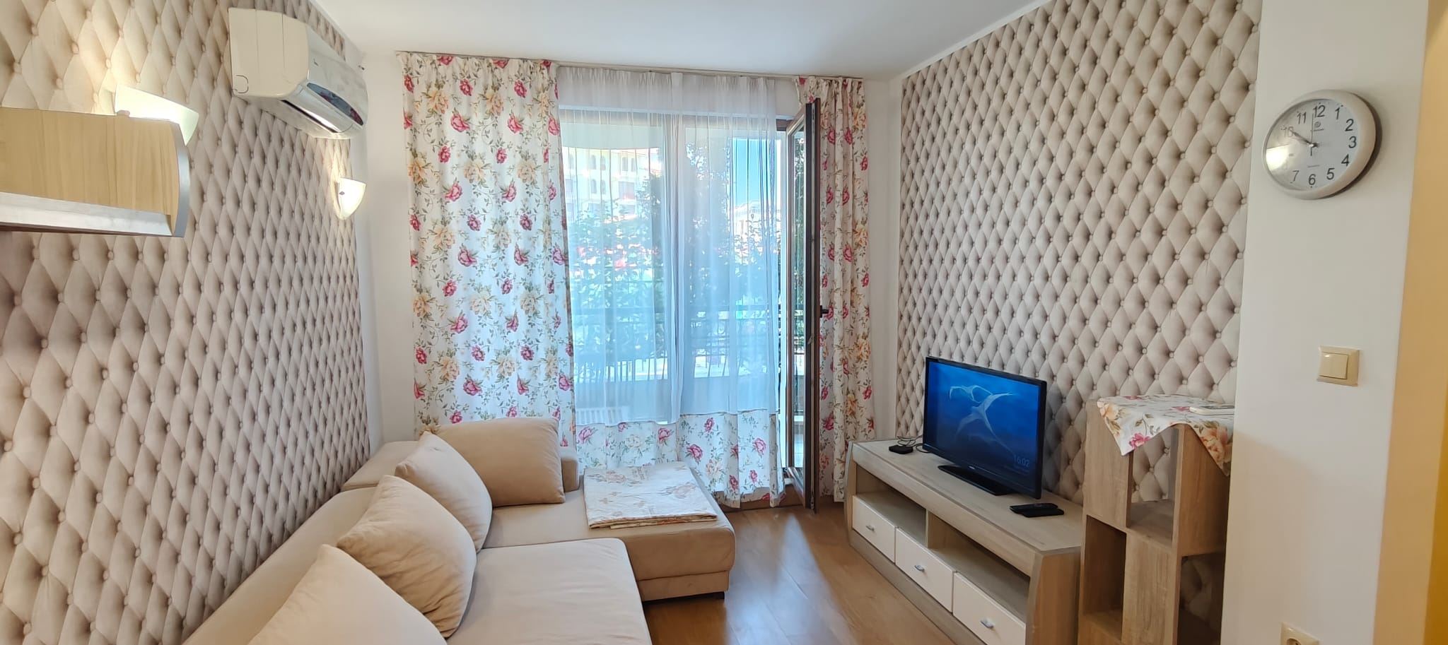 Zweizimmerwohnung im Zentrum von Sonnenstrand – elegante Anlage mit hervorragenden Annehmlichkeiten