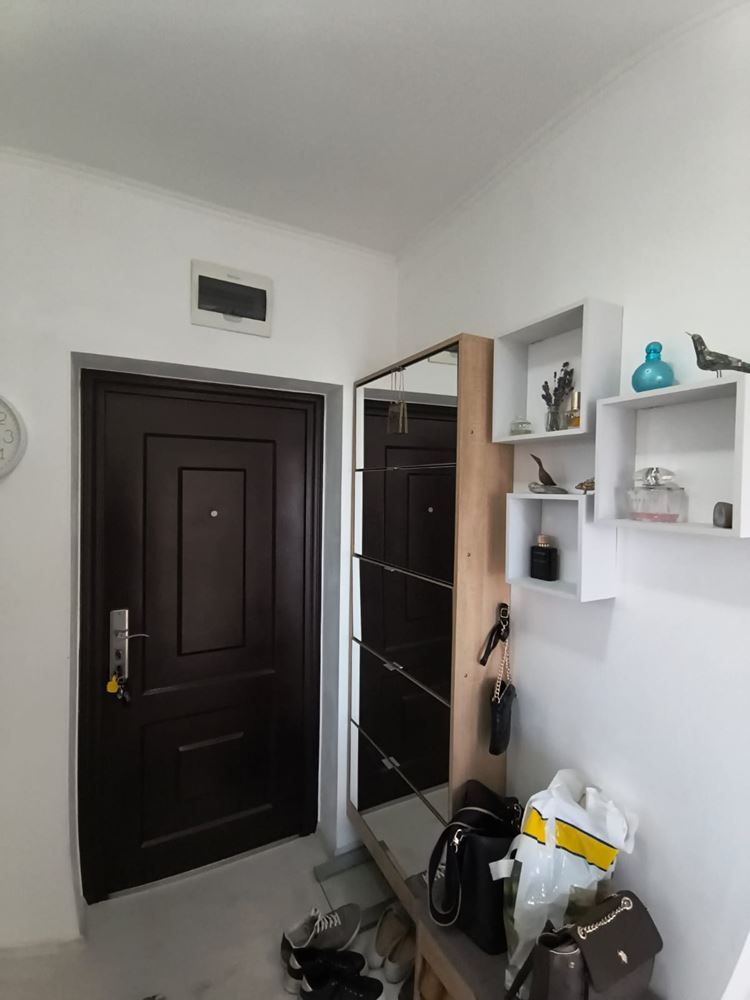 Renovierte Zwei-Schlafzimmer-Wohnung mit Panoramablick in einer modernen Anlage nahe Sonnenstrand