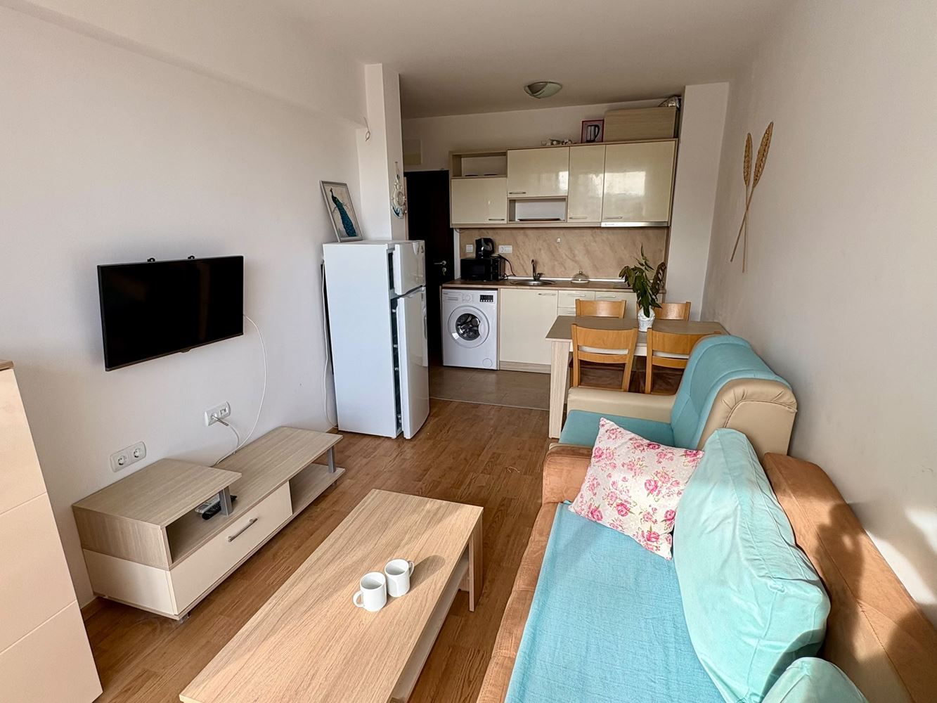 Sonnenstrand – Gemütliche 2-Zimmer-Wohnung mit Poolblick, nur fünf Minuten vom Strand entfernt