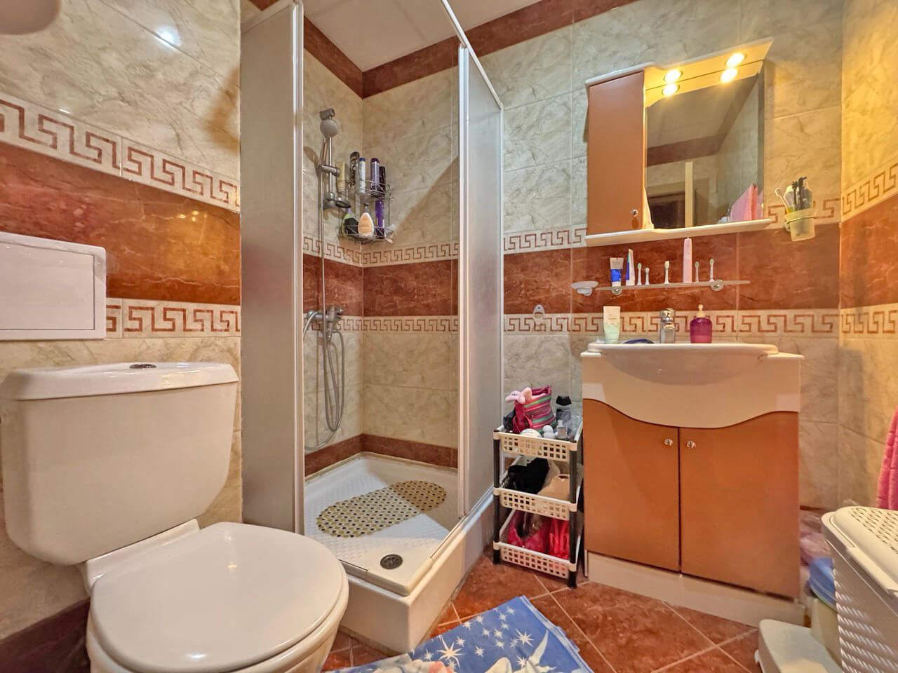 Drei-Zimmer-Wohnung in Sonnenstrand – hervorragende Lage am Meer, Komfort und vollständige Bezugsfertigkeit