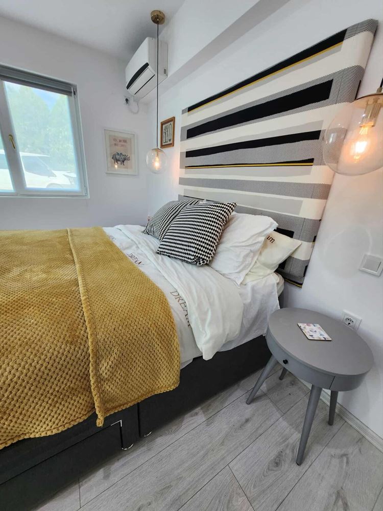 Drei-Zimmer-Wohnung mit Blick auf den Pool in Sveti Vlas – Komfort, Stil und hervorragende Lage