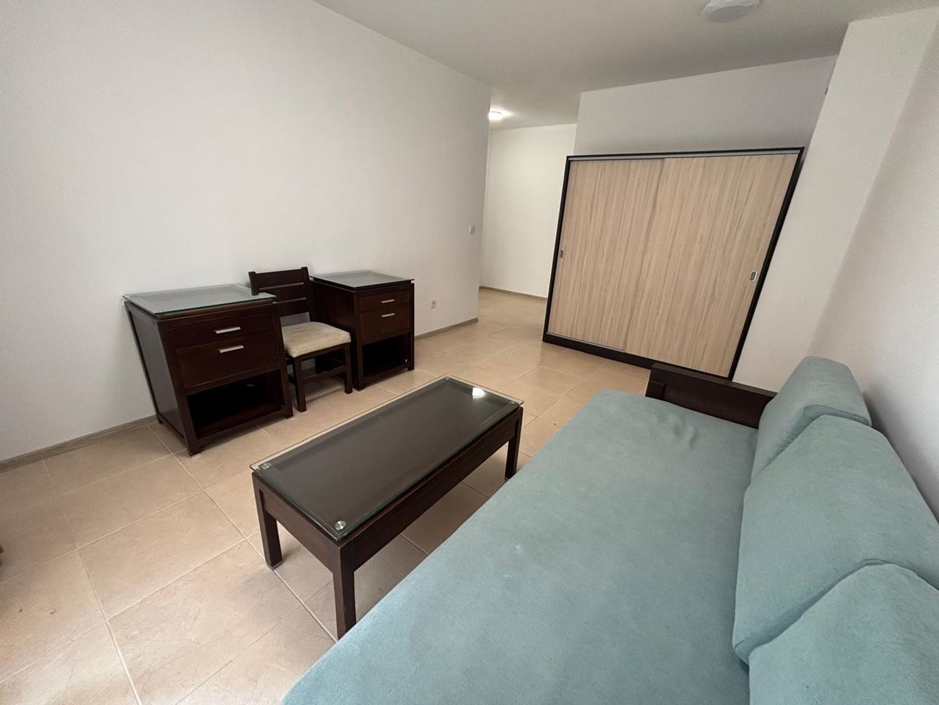 Geräumige Wohnung mit einem Schlafzimmer in Ravda, 200 m vom Strand entfernt – ohne Instandhaltungsgebühr und bezugsfertig