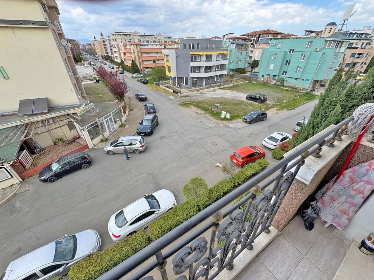 Möbliertes Studio in Sunny Beach – eine ausgezeichnete Investition in einer Anlage mit Premium-Annehmlichkeiten und umfangreichen Dienstleistungen