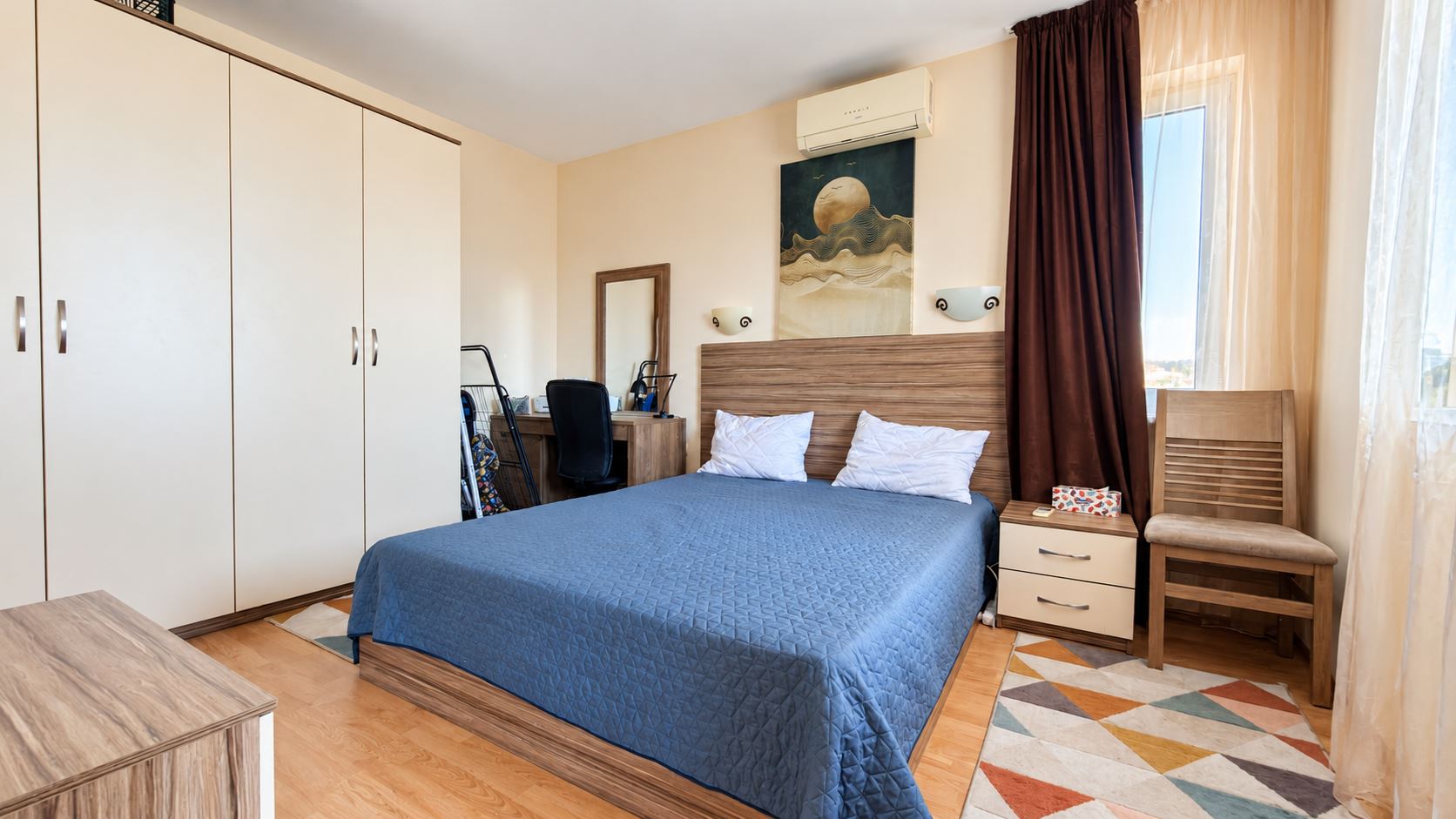 Gemütliche kleine Zwei-Zimmer-Wohnung in einer Anlage mit Swimmingpool und 24-Stunden-Sicherheitsdienst
