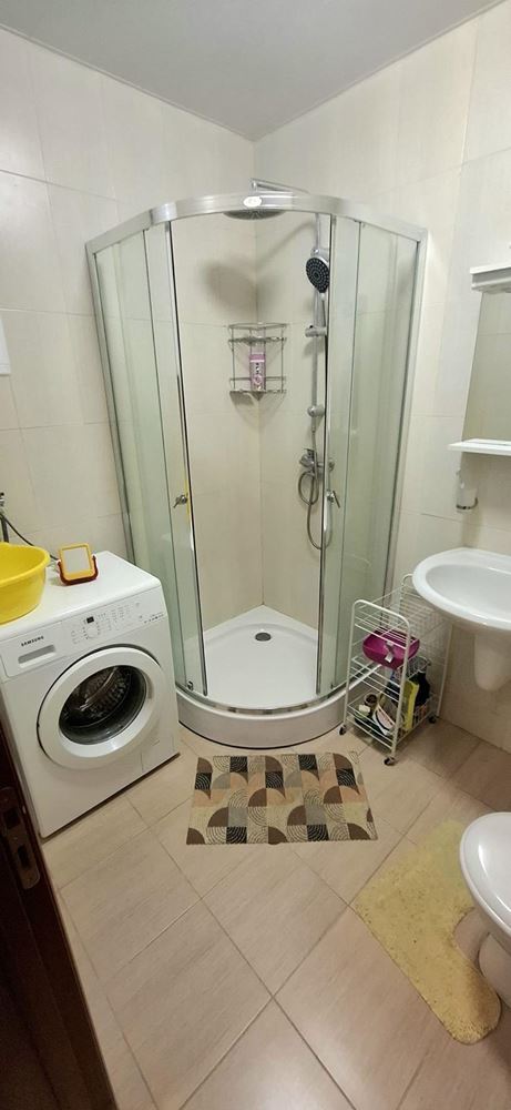 Zwei-Zimmer-Wohnung in einer Anlage in Pomorie – 300 m vom Strand entfernt, hervorragende Investition