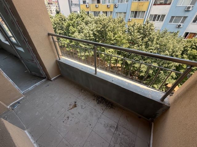 Neue 2-Zimmer-Wohnung mit großzügiger Fläche und hervorragender Lage im Wohnviertel Meden Rudnik, Zone V, Burgas