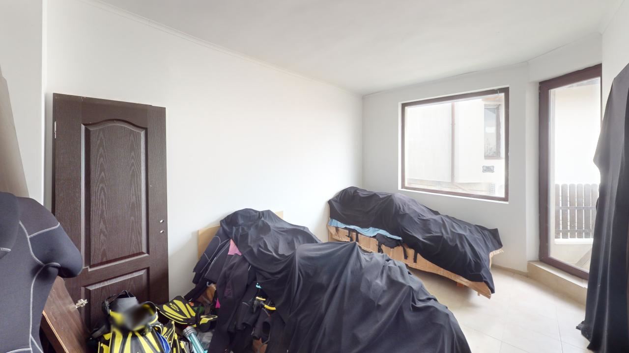Geräumige Wohnung mit zwei Schlafzimmern in der Nähe von Sonnenstrand – moderner Komfort und SPA-Angebote das ganze Jahr über