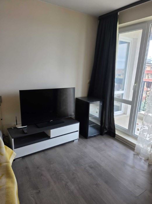 Geräumige Wohnung mit zwei Schlafzimmern und Meerblick in Ravda