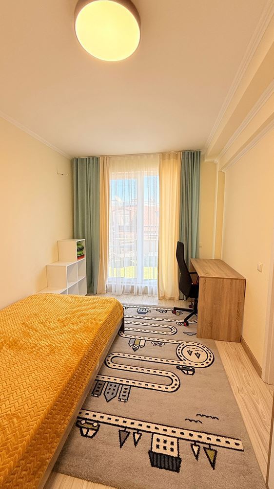 Luxuriöse Maisonette-Wohnung mit drei Schlafzimmern im Herzen von Sonnenstrand – Raum, Stil und Komfort auf zwei Ebenen