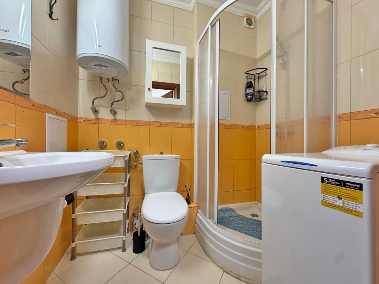 Zweizimmerwohnung in erster Meereslinie mit Panoramablick auf das Meer in Sveti Vlas