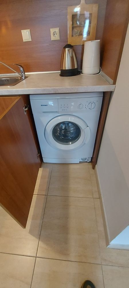 Geräumige Wohnung mit Meerpanorama in Sveti Vlas – Komfort, Grünflächen und prestigeträchtige Lage