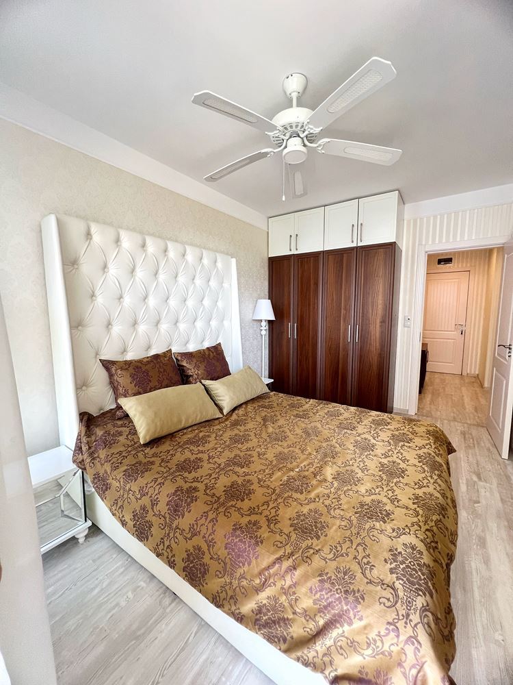 Luxuriöse 2-Zimmer-Wohnung mit Meerblick in einer prestigeträchtigen Anlage 200 Meter vom Strand in Sveti Vlas entfernt
