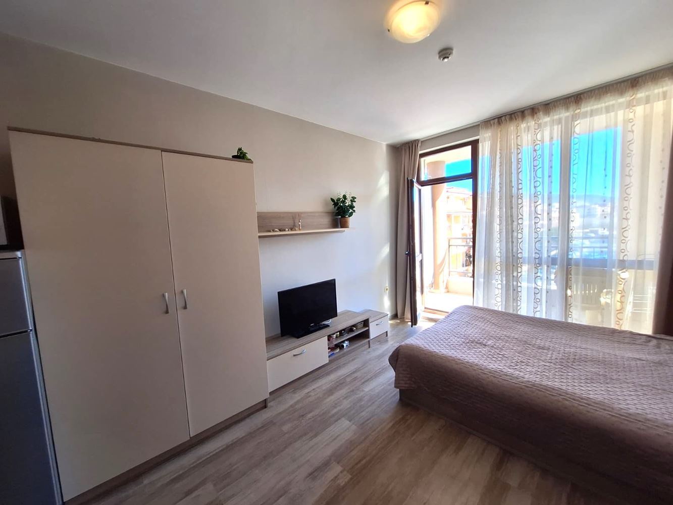 Gemütliches Studio 200 m vom Strand in Sveti Vlas – komplett möbliert und bezugsfertig