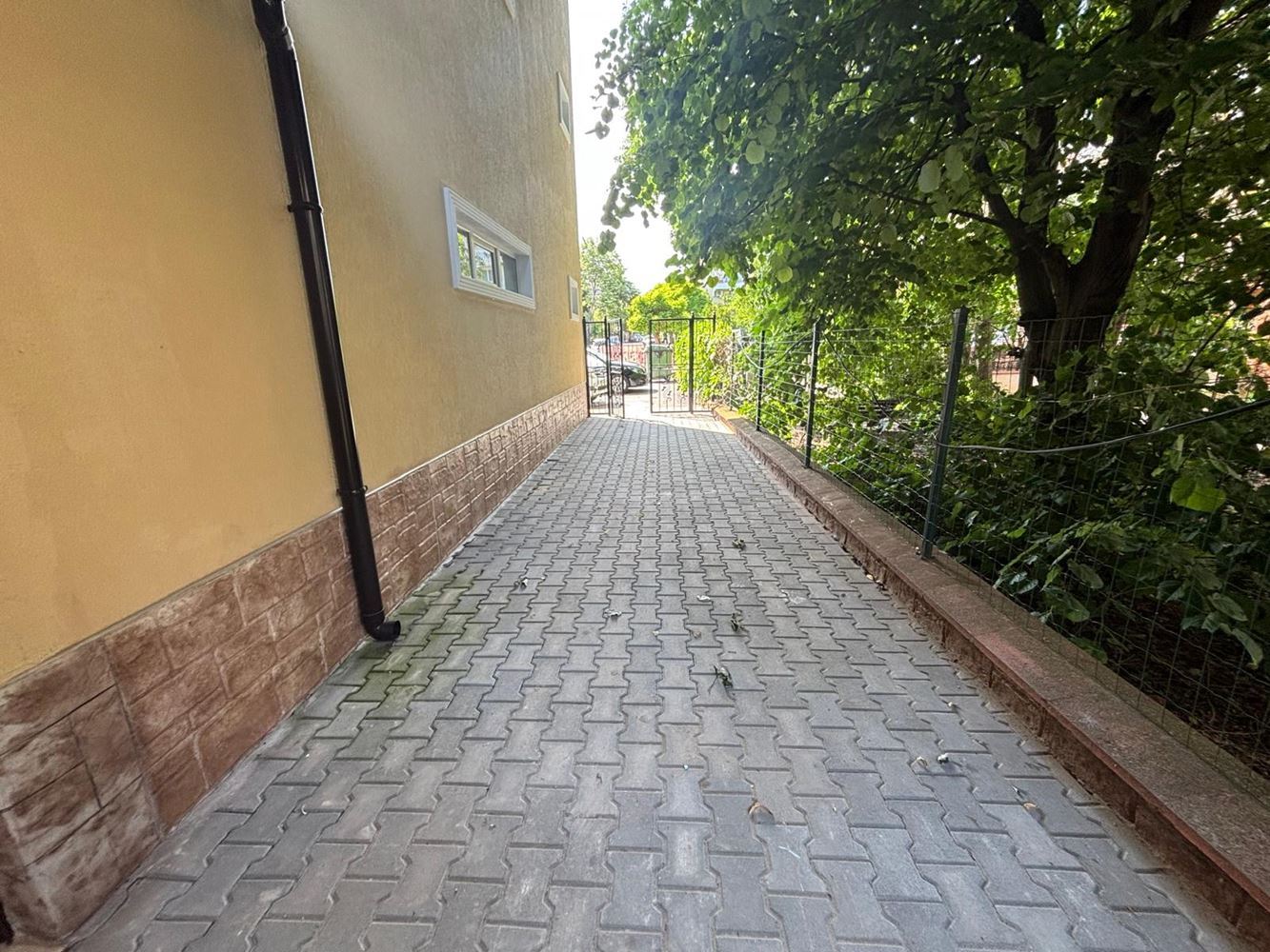 Geräumige Wohnung mit einem Schlafzimmer in Ravda, 200 m vom Strand entfernt – ohne Instandhaltungsgebühr und bezugsfertig