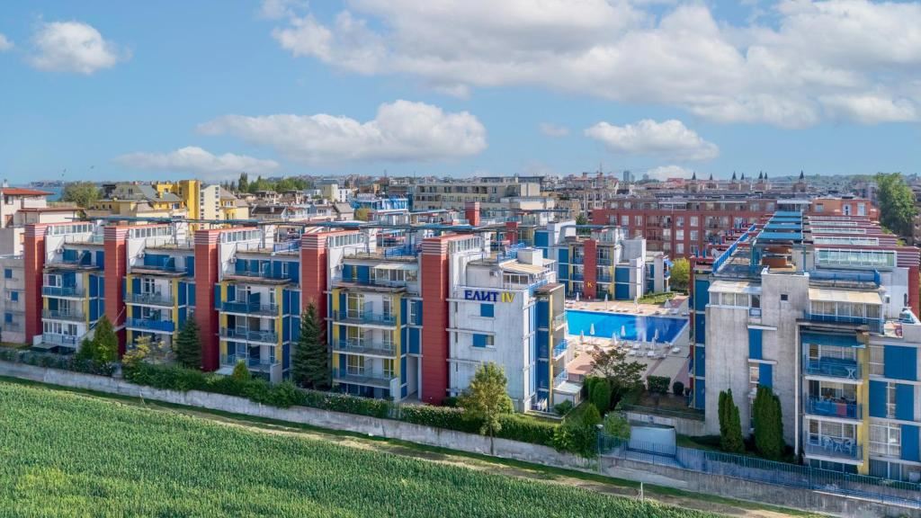 Großzügiges möbliertes Studio in einer modernen Anlage, nur 300 Meter vom Meer in Sonnenstrand entfernt
