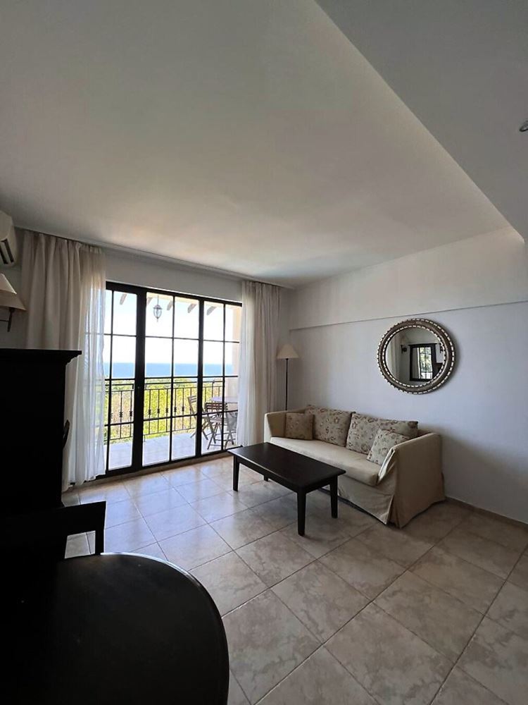 Zweizimmerwohnung mit herrlichem Meerblick in einer Wohnanlage direkt am Strand in Obzor