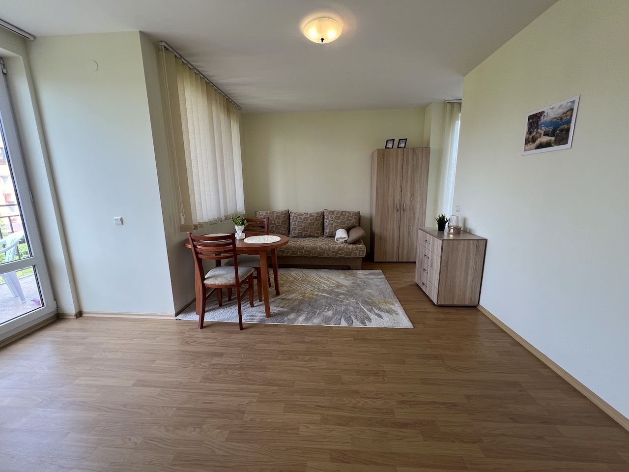 Geräumiges Studio in Sonnenstrand mit ausgezeichneter Lage und beeindruckender Anlage – bezugsfertig oder ideal als Investition