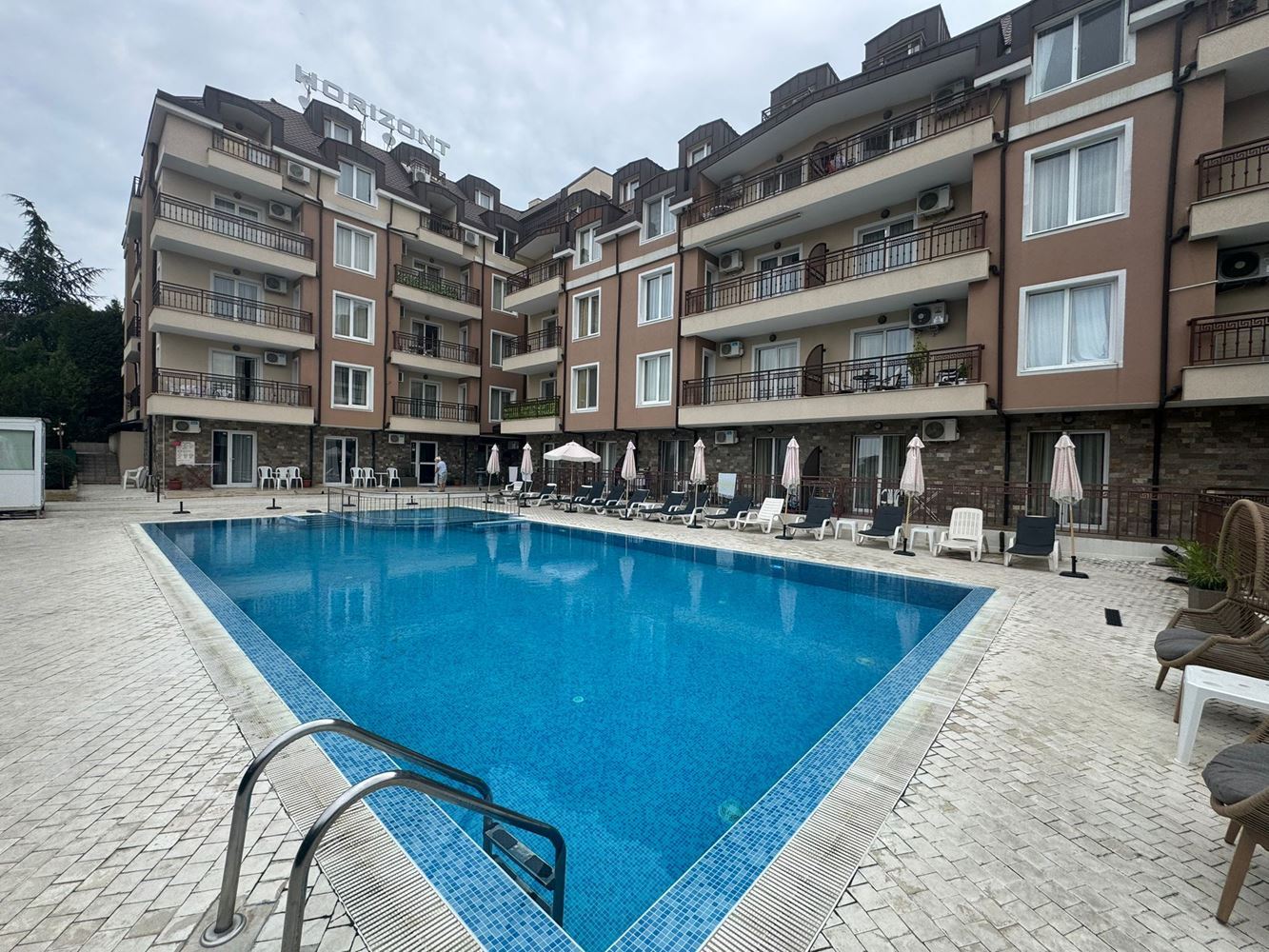 Geräumige 2-Zimmer-Wohnung in einem eleganten Komplex am Sonnenstrand