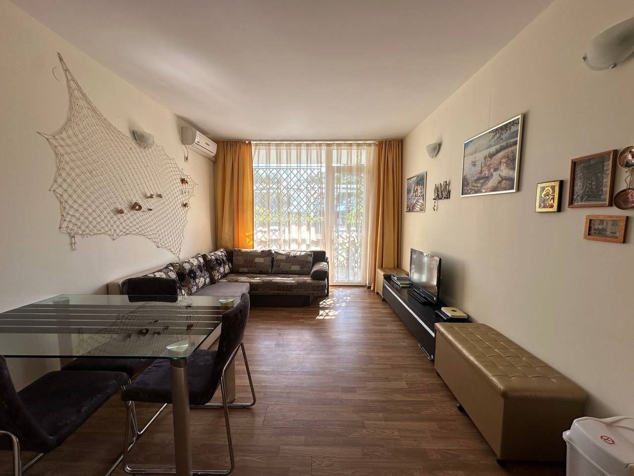 Gemütliche Zweizimmerwohnung in Ravda mit direktem Zugang zum Poolbereich