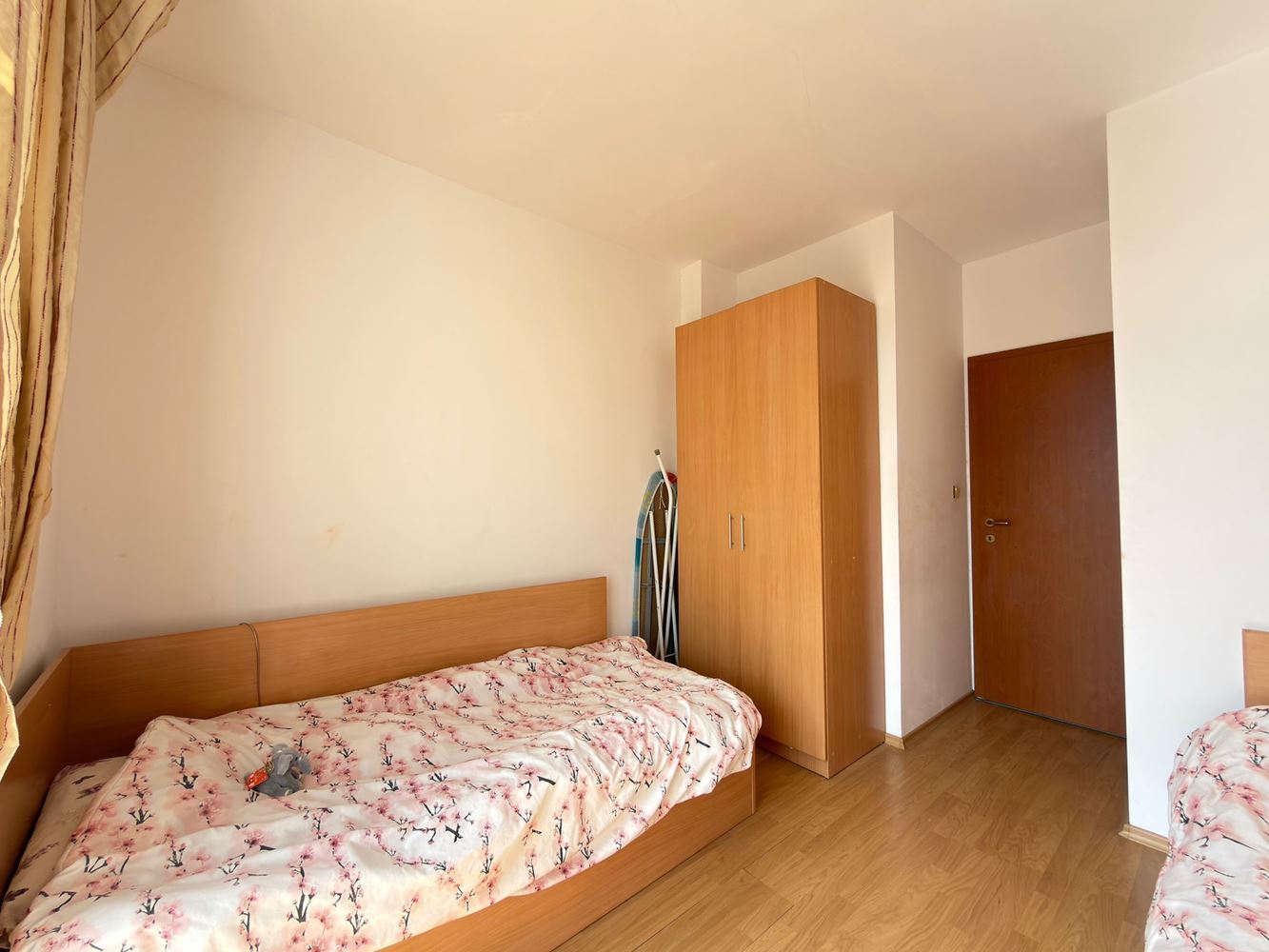 Geräumige Vierzimmer-Maisonettewohnung mit Panoramablick – Komfort und Stil im Herzen der Ruhe
