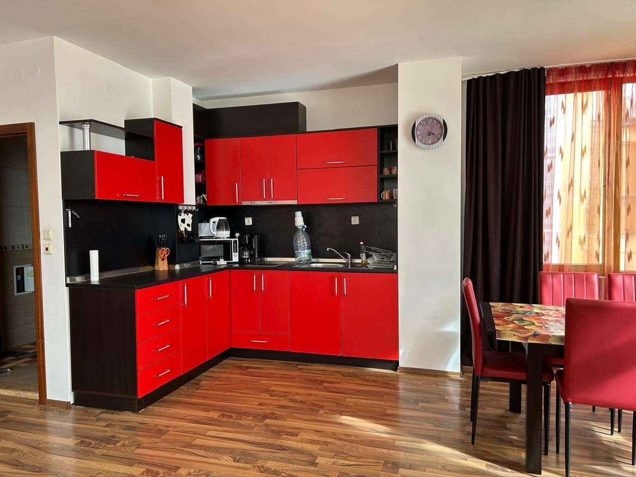 Geräumige Wohnung mit zwei Schlafzimmern und Panoramameerblick in Sveti Vlas