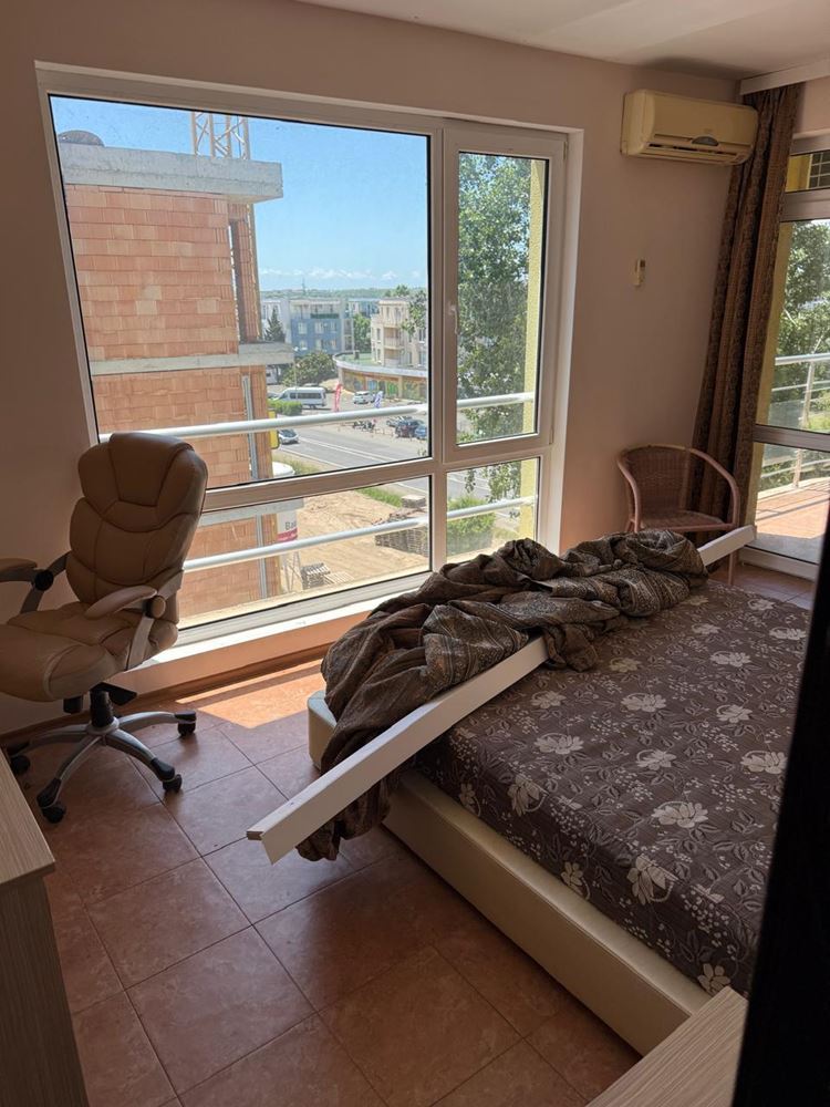 Geräumige Wohnung mit einem Schlafzimmer in Sonnenstrand – Südausrichtung und ausgezeichnete Annehmlichkeiten in der Anlage