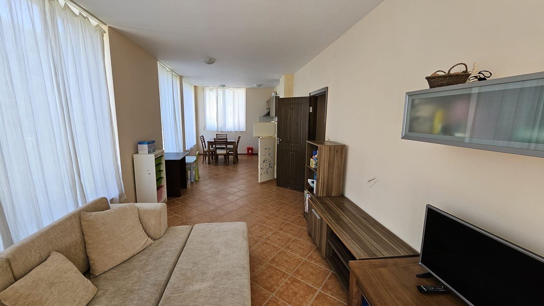3-Zimmer-Wohnung im Herzen von Sonnenstrand – großzügig, komfortabel und in hervorragender Lage