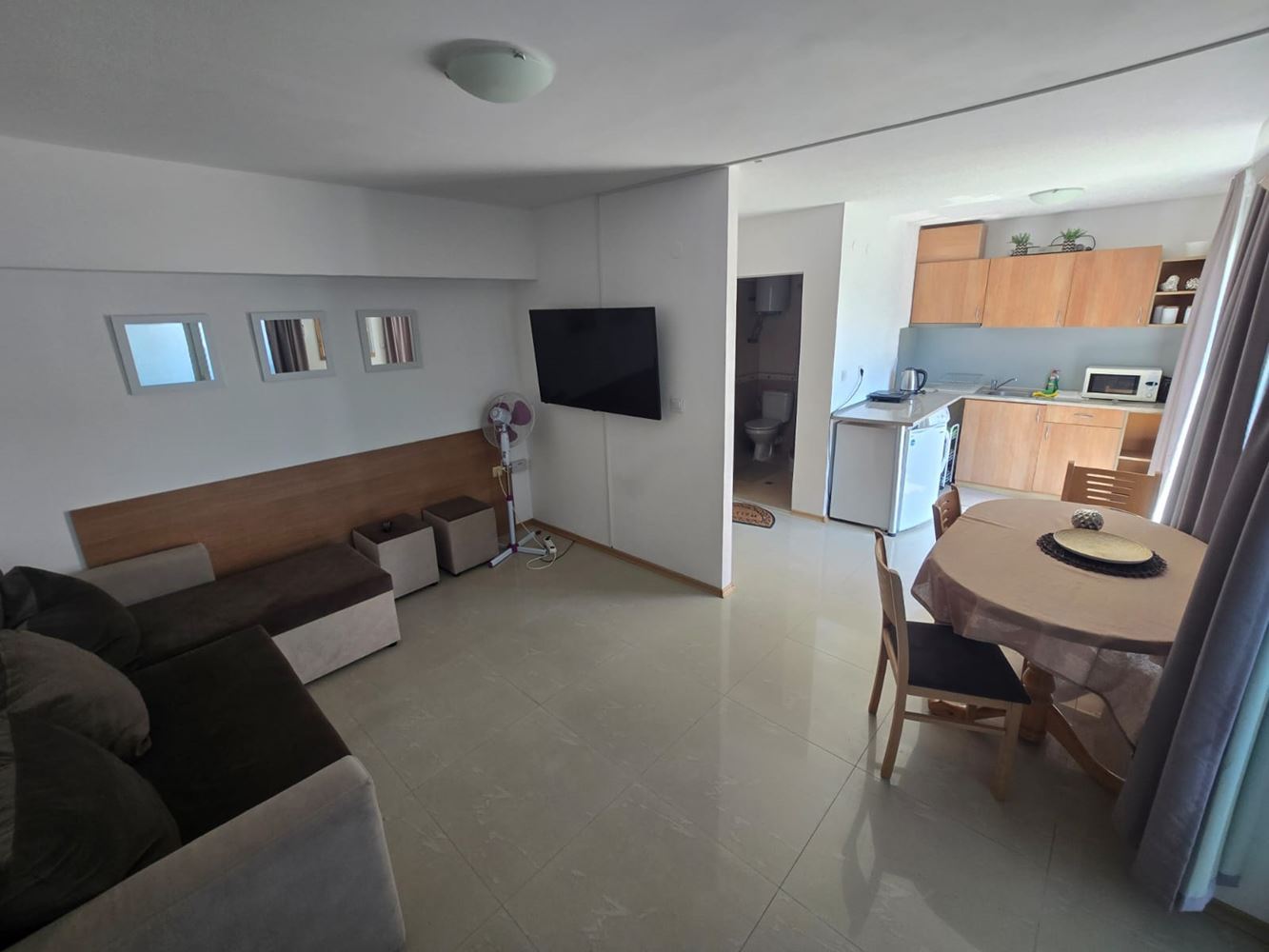 Moderne Zwei-Zimmer-Wohnung (mit einem Schlafzimmer) in Sunny Beach – Stil, Komfort und bezugsfertig