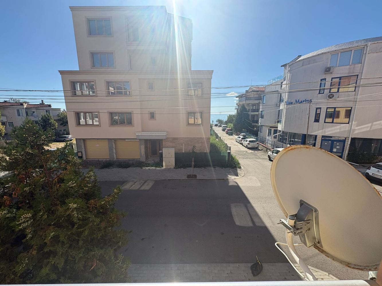 Geräumige 3-Zimmer-Wohnung 100 m vom Meer in Ravda – ohne Instandhaltungsgebühr