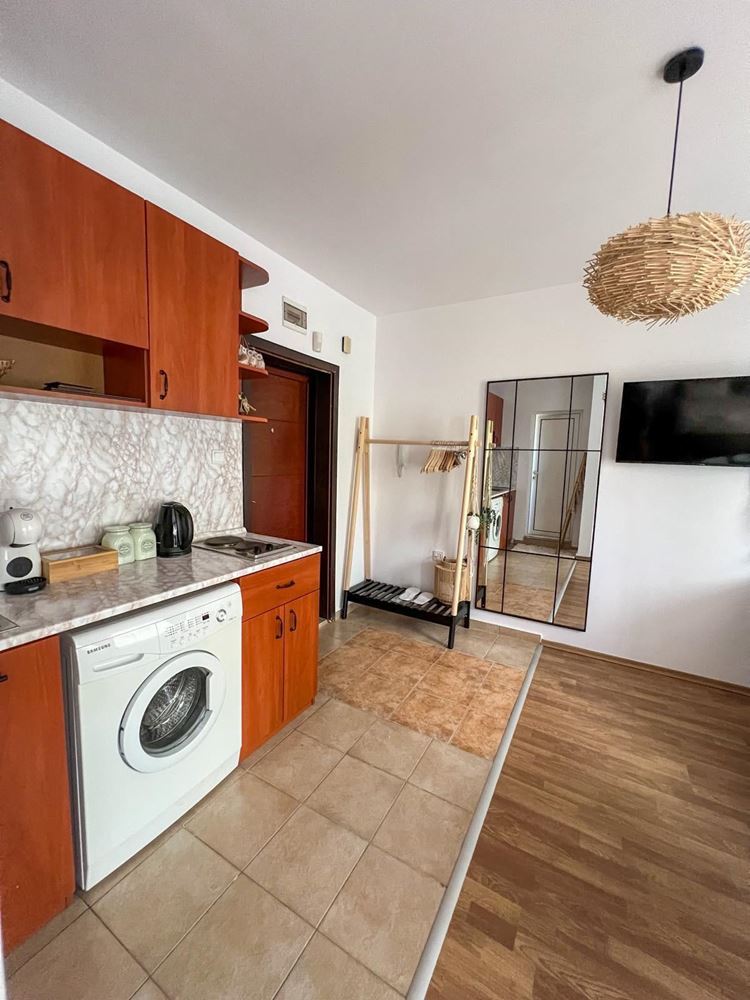 Gemütliches Studio in Ravda mit niedriger Wartungsgebühr – Wohngebäude mit Swimmingpool
