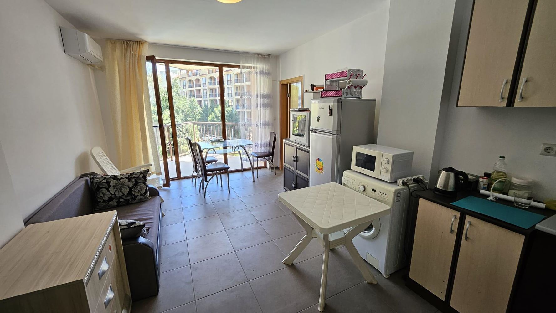 Wohnung in einer Wohnanlage in Sonnenstrand mit Swimmingpools, Restaurant und niedriger Instandhaltungsgebühr