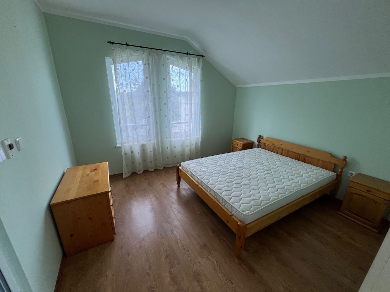 Wohnung mit zwei Schlafzimmern in erster Linie in Pomorie mit beeindruckendem Meerblick