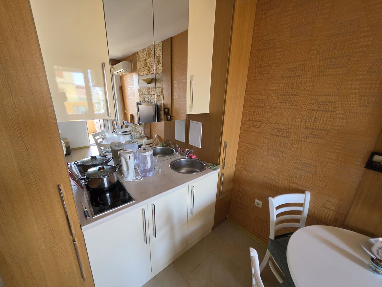 Stilvolle 2-Zimmer-Wohnung mit einem Schlafzimmer in einer ruhigen und friedlichen Gegend von Sonnenstrand