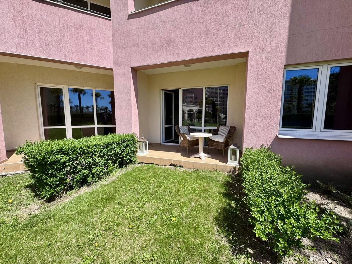 Luxuriöse Einzimmerwohnung in einem prestigeträchtigen First-Line-Komplex – Komfort, Stil und endlose Annehmlichkeiten