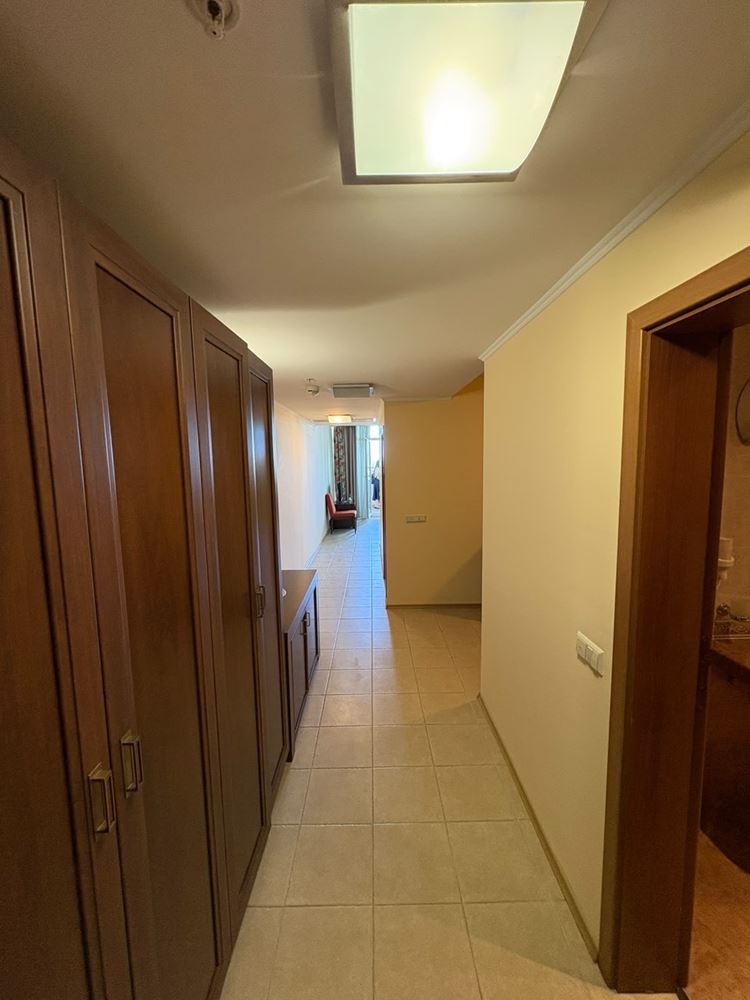 Luxuriöse 2-Zimmer-Wohnung mit Meerblick in erster Linie in Pomorie – eine prestigeträchtige Immobilie mit einzigartigen Annehmlichkeiten