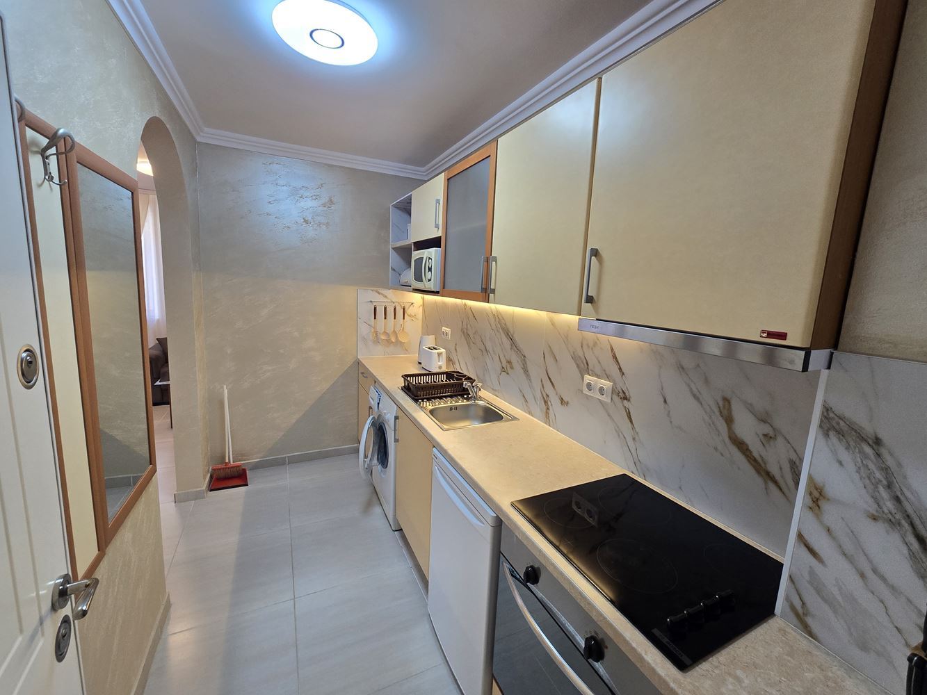 Neue 2-Zimmer-Wohnung in Sonnenstrand – mit Ratenzahlungsoption, sofort nutzbar