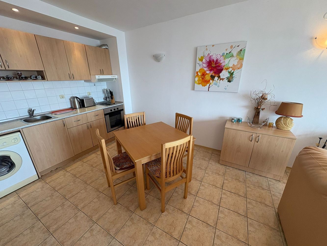 2-Zimmer-Wohnung mit direktem Meerblick in Sveti Vlas – Komfort, Ruhe und Resort-Lebensstil