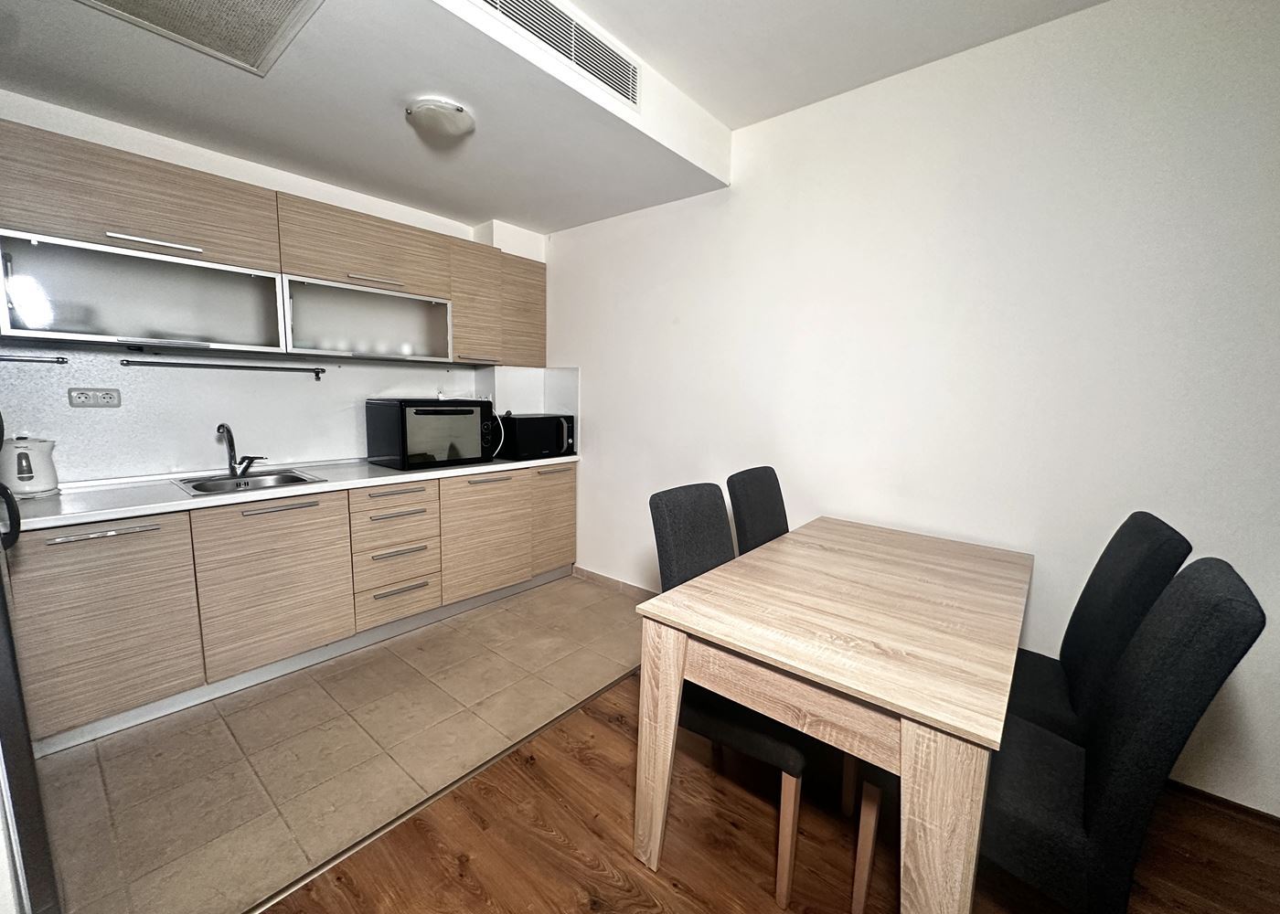 Geräumige Zweizimmerwohnung in einer luxuriösen und beeindruckenden Anlage in Sonnenstrand