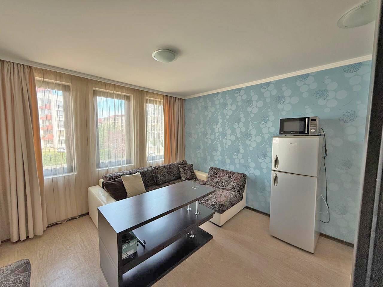 Elegante Wohnung mit einem Schlafzimmer in Sweti Wlas – Komfort, Ruhe und mediterraner Stil in Meeresnähe