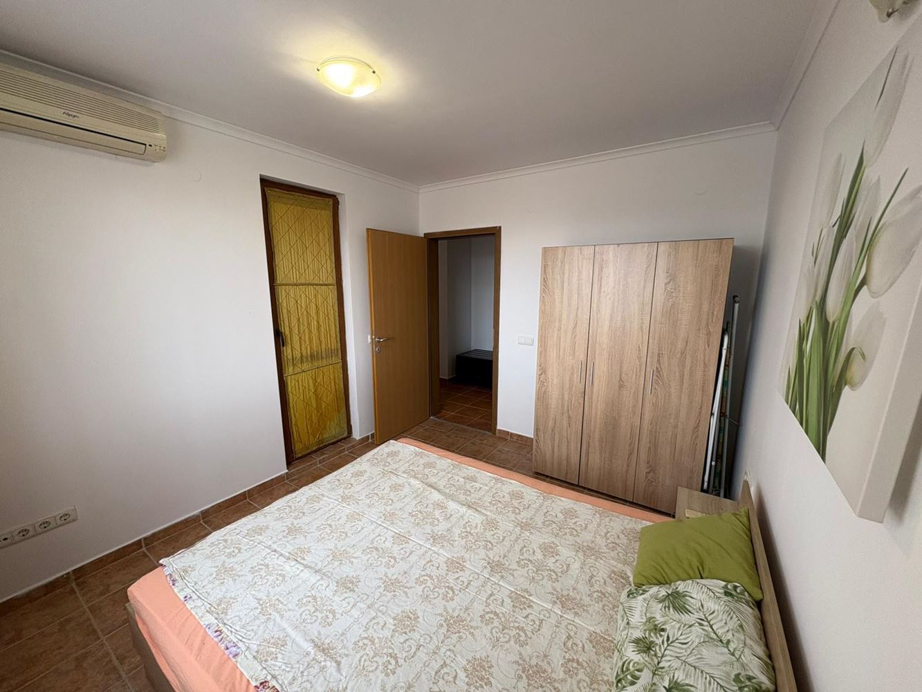 Pomorie – Geräumige Wohnung mit 2 Schlafzimmern in erster Linie mit Meerblick und niedriger Wartungsgebühr